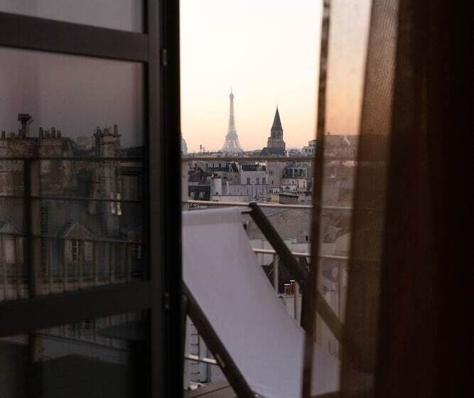 Standardzimmer, Dame Des Arts