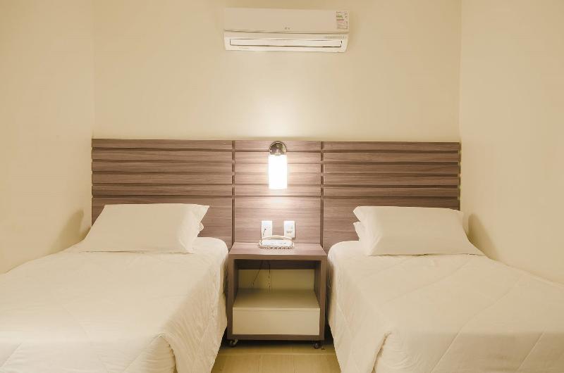 Standardzimmer, Dame Des Arts