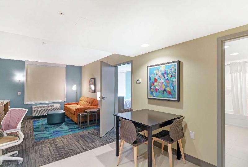 Standardzimmer mit Ausblick, Dame Des Arts