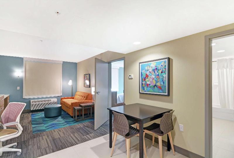 Standardzimmer mit Ausblick, Dame Des Arts