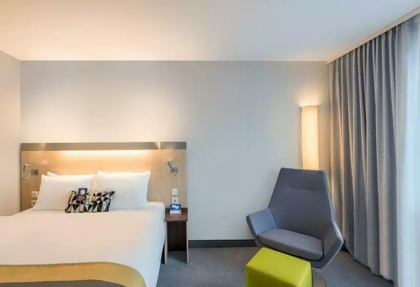 スタンダードルーム, Holiday Inn Express Gütersloh, An Ihg