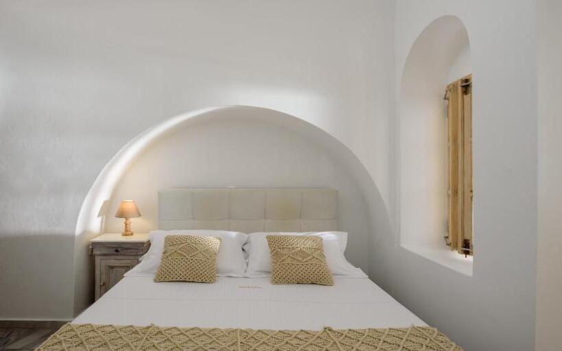 جناح جونيور ذات إطلالة, Mybozer Hotel Kallisto