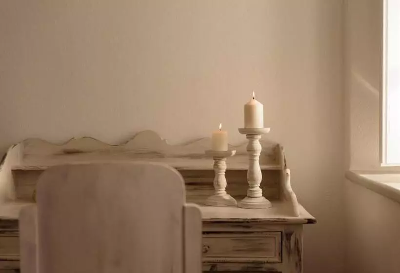 سوئیت جونیور با چشمانداز, Mybozer Hotel Kallisto