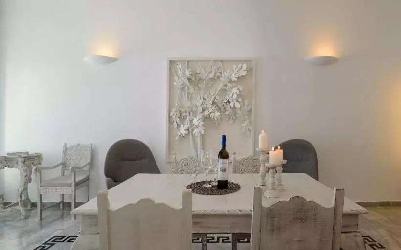 سوئیت مستر با چشمانداز دریا, Mybozer Hotel Kallisto