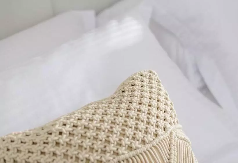 سوئیت جونیور با چشمانداز, Mybozer Hotel Kallisto