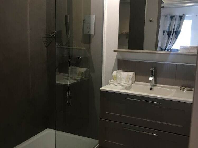 スタンダードシングルルーム, Logis Hotel Oasis