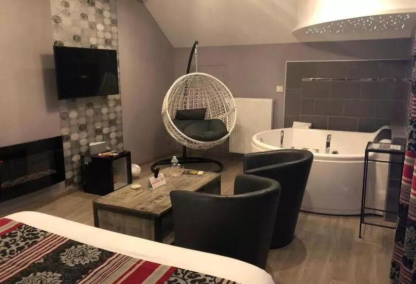 Suite, Logis Hotel Oasis