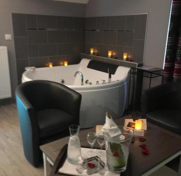 スイート, Logis Hotel Oasis