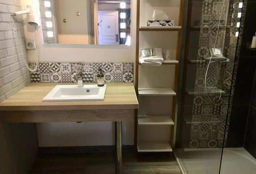 Superior Triple Room, Logis Hotel Oasis