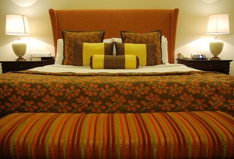 سوییت لوکس, The Lalit Temple View