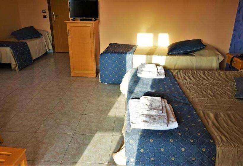 غرفة كلاسيكية رباعية, Bristol