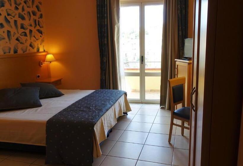 غرفة قياسية, Bristol