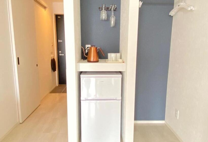 غرفة قياسية مطلّة علي البحر, Lalamare Kouri