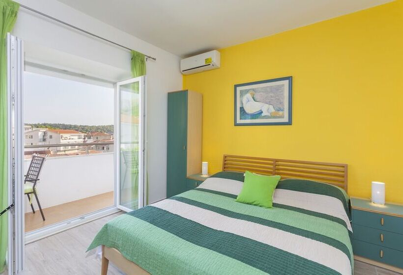 스탠다드 발코니 룸, Apartments & Rooms Alagic