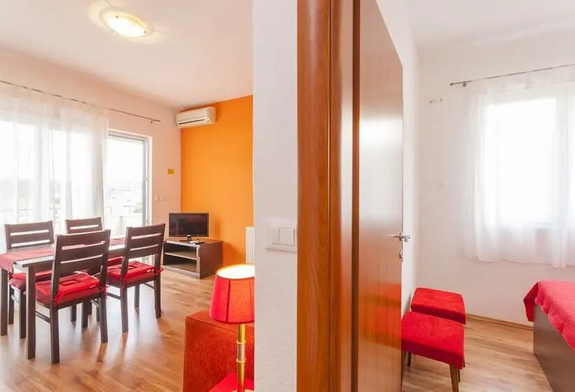 آپارتمان 1 خوابه با بالکن, Apartments & Rooms Alagic
