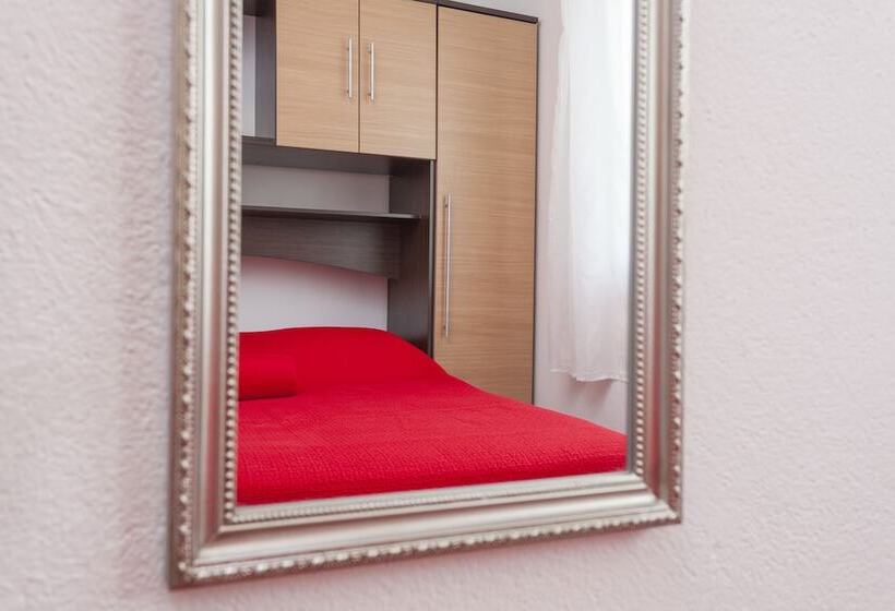 バルコニー付き１ベッドルームアパートメント, Apartments & Rooms Alagic