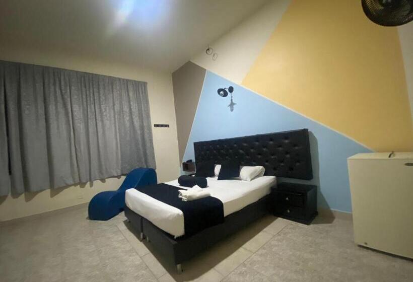 غرفة قياسية فردية, Calle Real Suite