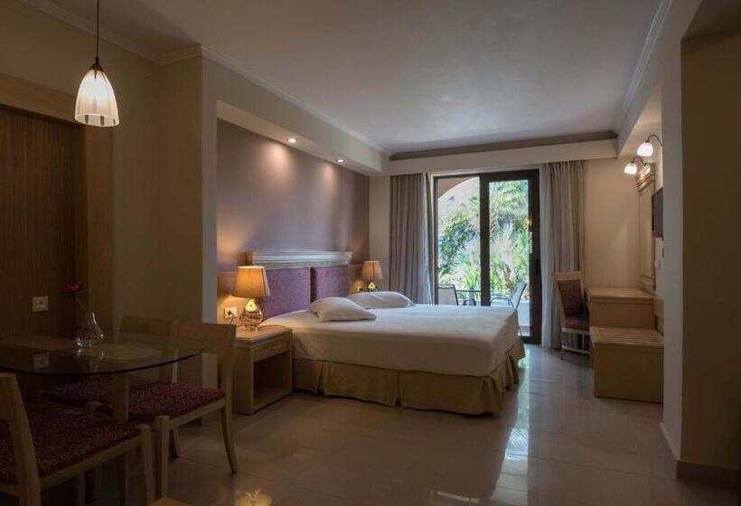 Студио Стандарт Вид на Сад, Okeanis Golden Resort