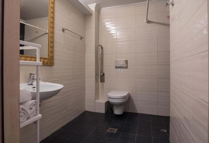 스탠다드 스튜디오 정원 전망, Okeanis Golden Resort