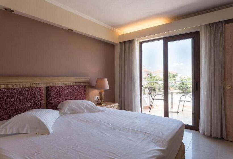 Номер Дюплекс, Okeanis Golden Resort
