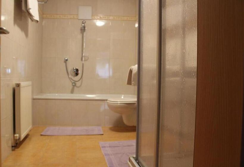 Апартаменты 1 Спальня, Gasthof Zellerstuben