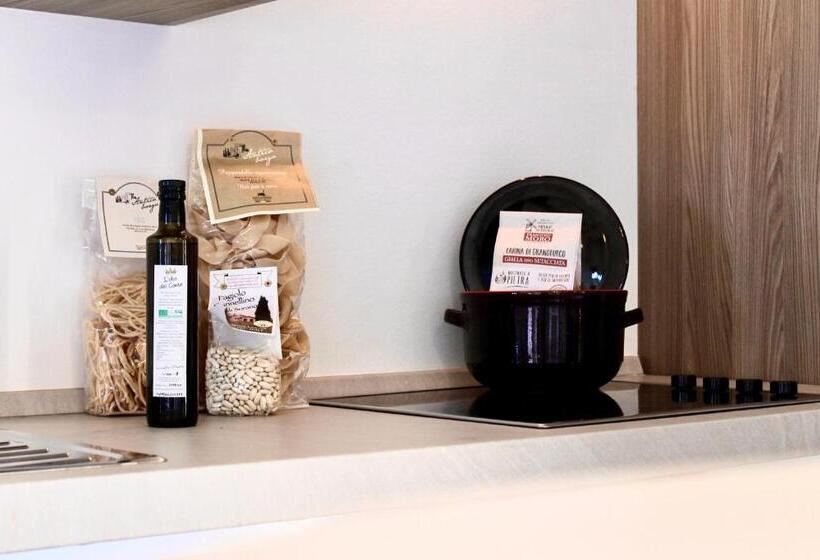 سوییت با چشم‌انداز دریا, Agriturismo Suite Del Conte