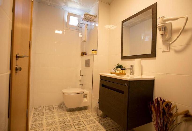 豪华房间, Urla 1867