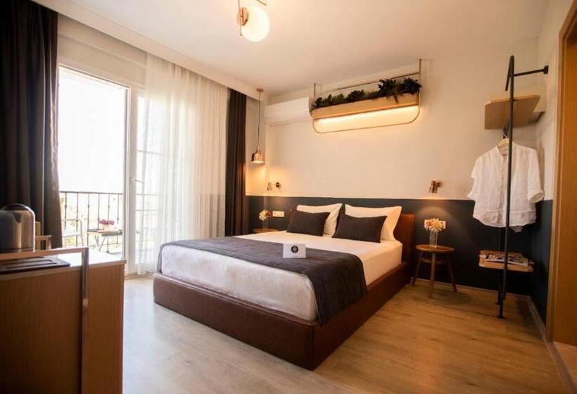 带阳台的豪华间, Urla 1867