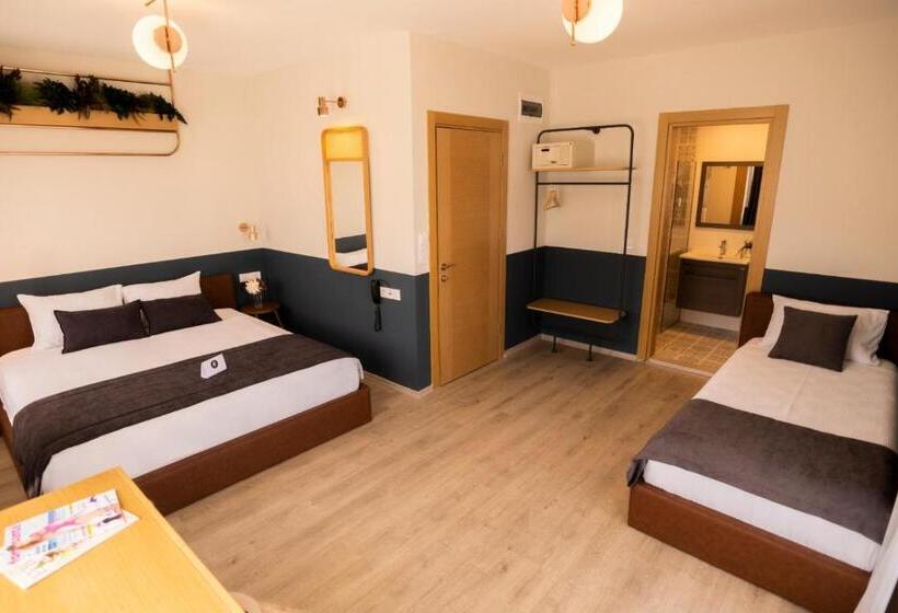 家庭间侧面带海景, Urla 1867