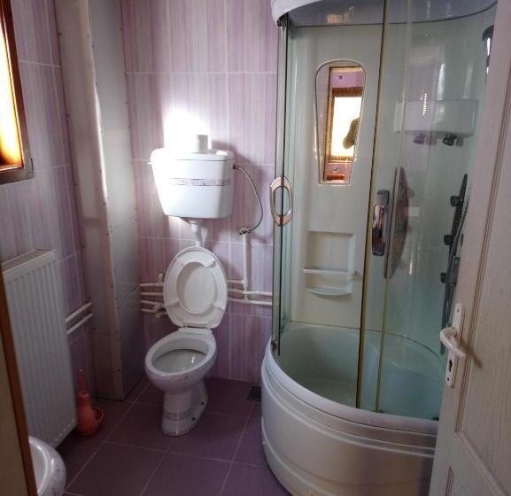 استودیوی استاندارد, Apartments And Rooms Vicko