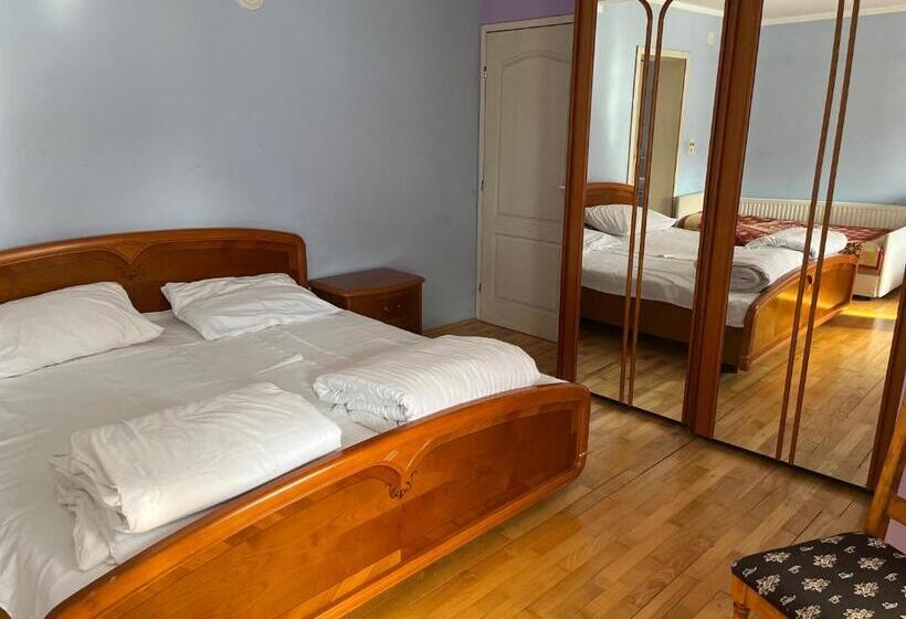 استودیوی استاندارد, Apartments And Rooms Vicko