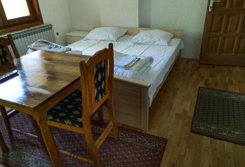 آپارتمان 1 خوابه با بالکن, Apartments And Rooms Vicko