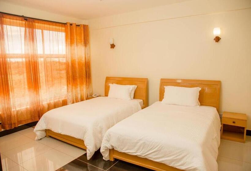 Номер Стандарт Трехместный, A1 Hotel And Resort