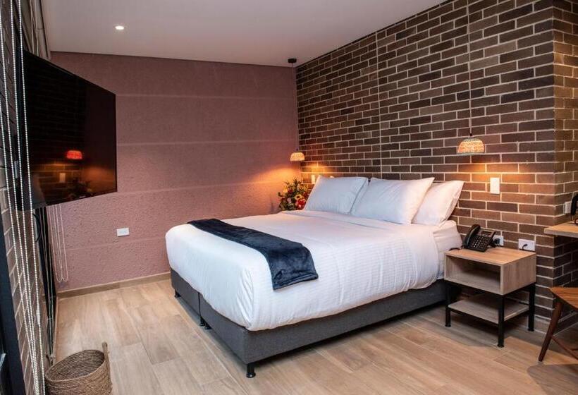 סוויטה, Casa Rosé