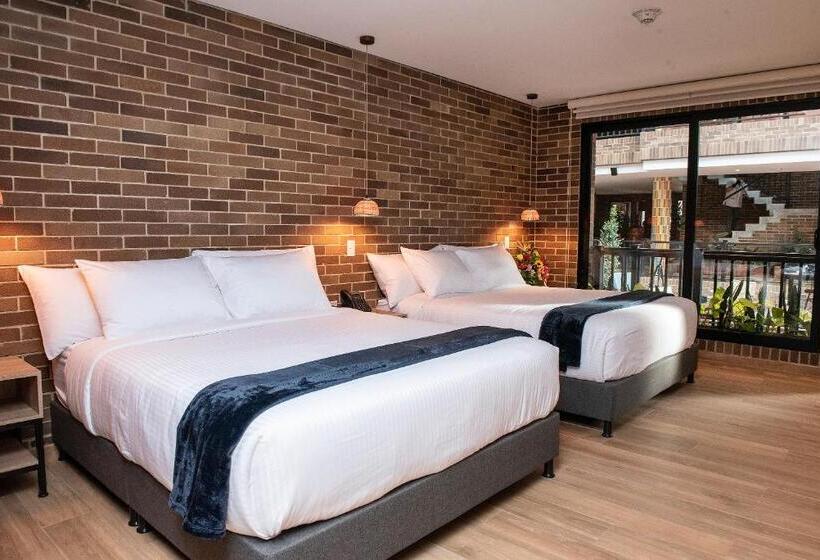 四人标准间, Casa Rosé