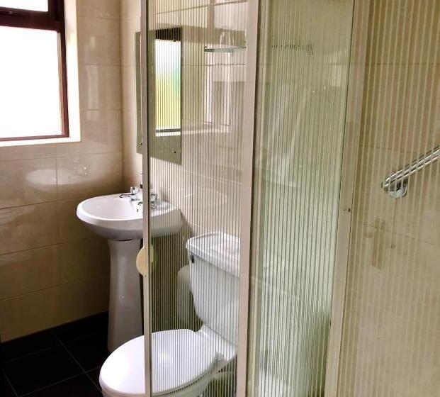 スーペリアトリプルルーム, Derrynane Bay House