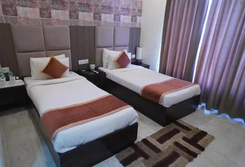 Standardzimmer, Idhayan Palace