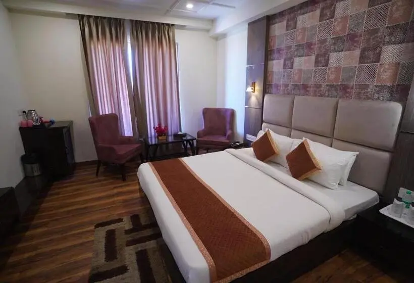 Deluxe Zimmer, Idhayan Palace