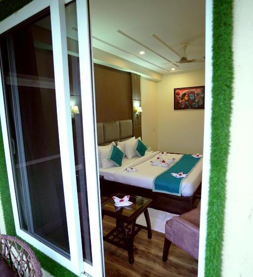 带阳台的豪华间, Idhayan Palace