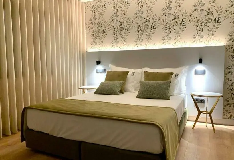 デラックスルーム, Ribeira House