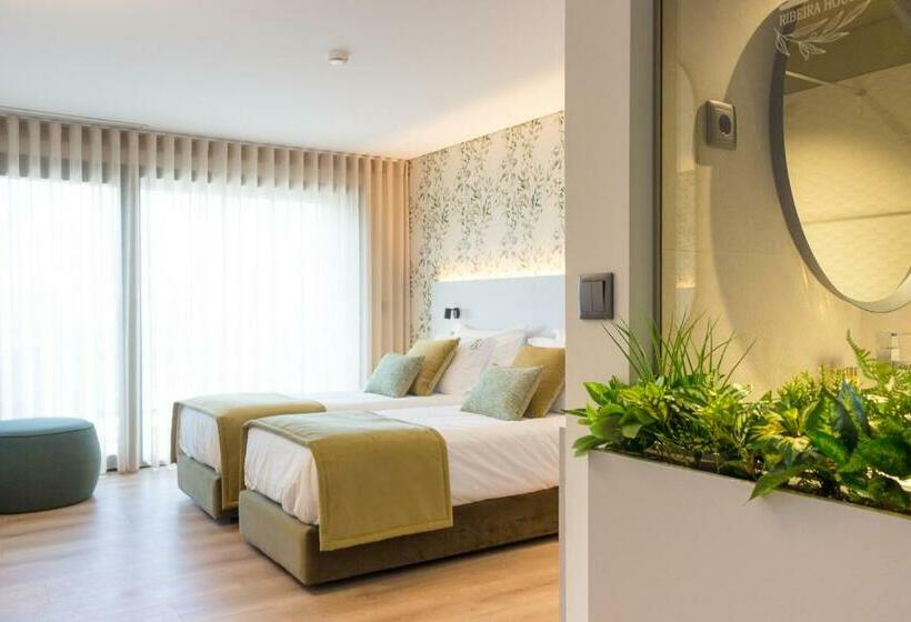 デラックスルーム, Ribeira House