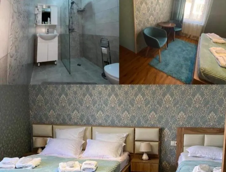 اتاق استاندارد سه تخته با چشم‌انداز باغ, Golden Star Kazbegi