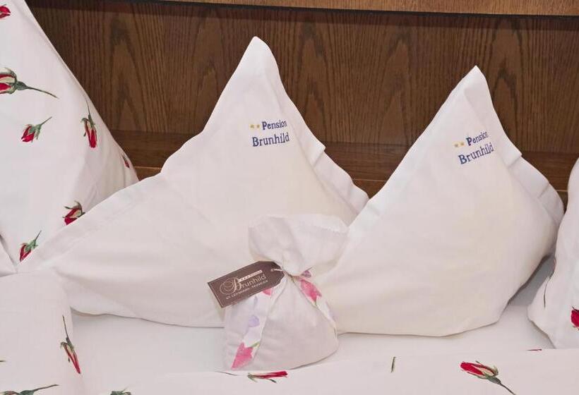 舒适三人间, Pension Brunhild
