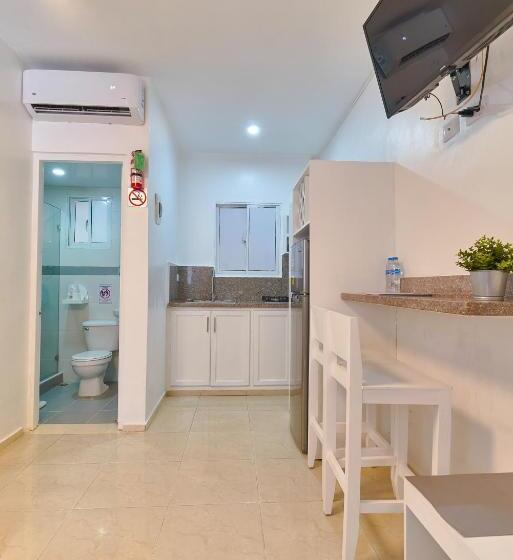 اتاق خانوادگی, Costa Love Aparta