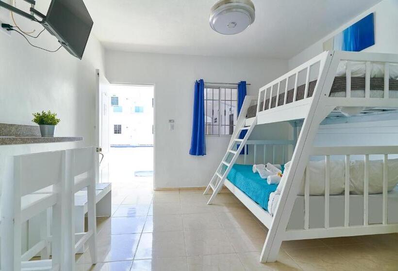 اتاق خانوادگی, Costa Love Aparta