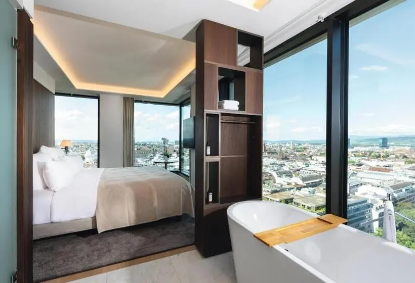 Suite, Mövenpick Hotel Basel