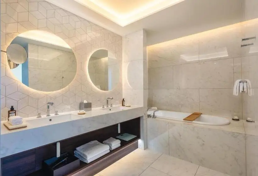 Suite Letto King, Mövenpick Hotel Basel