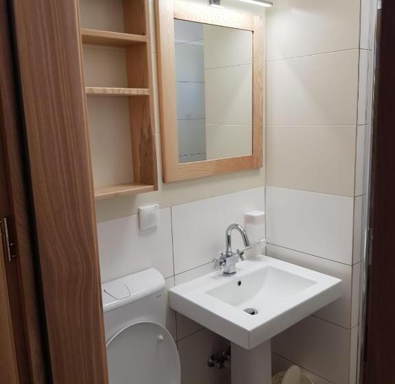 标准间, Chic Voyage