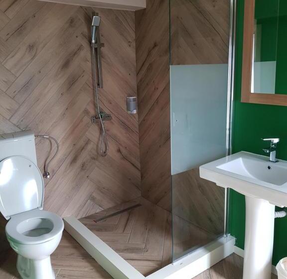 标准间, Chic Voyage