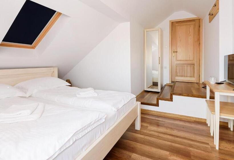 标准间, Chic Voyage